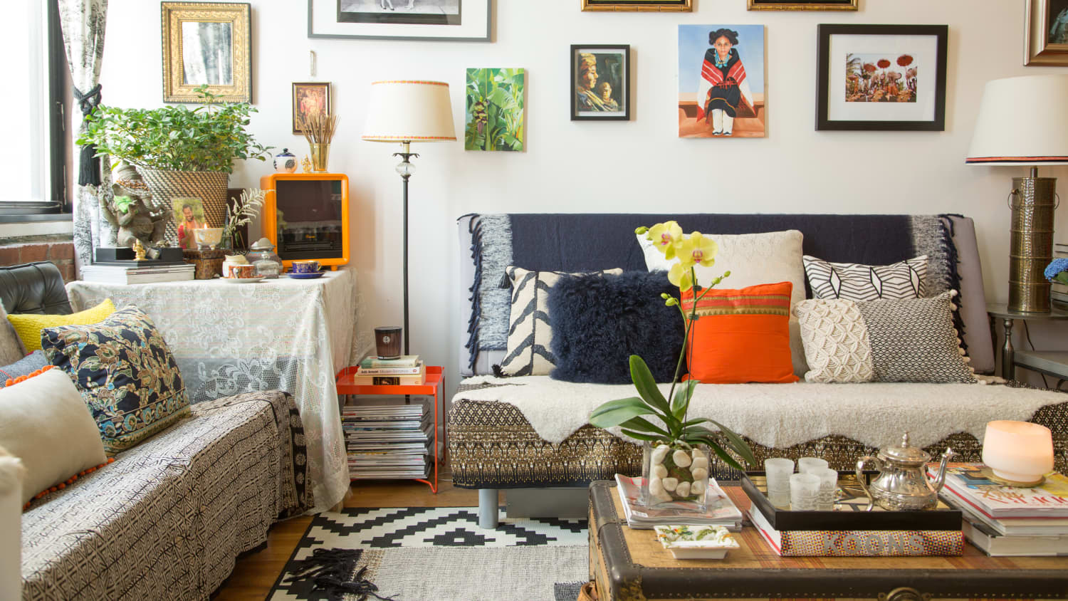 10 Best Futons & Convertible Sofas for 2022 (West Elm ...