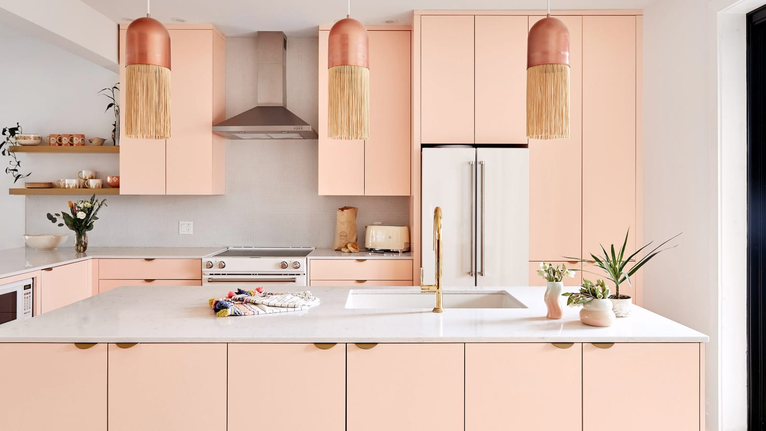 Inspiring Projects Of Beige Kitchens You'll Love Immediately