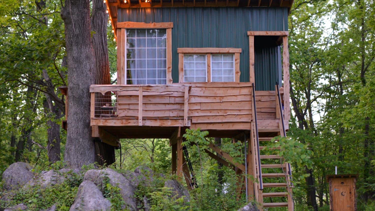 Hand Built Tree House | Apartment Therapy