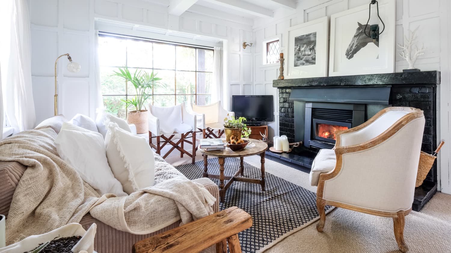 Wall To Wall Carpet Decor Solutions Apartment Therapy I can put an area rug over my carpeting after all #carpetoncarpet #floored. wall to wall carpet decor solutions