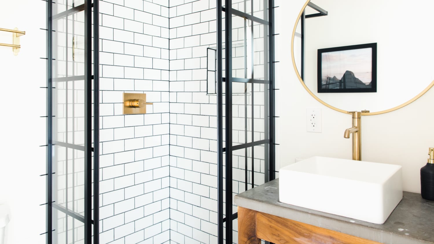 The Best Ways To Brighten Up A Window Free Bathroom Apartment Therapy