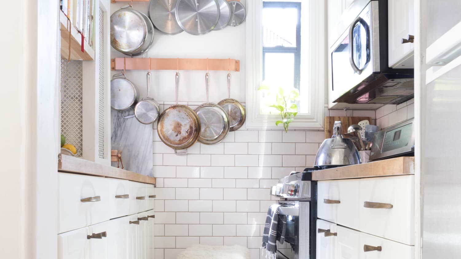 20+ Best Small Kitchen Design Ideas   Decorating Tiny Apartment ...