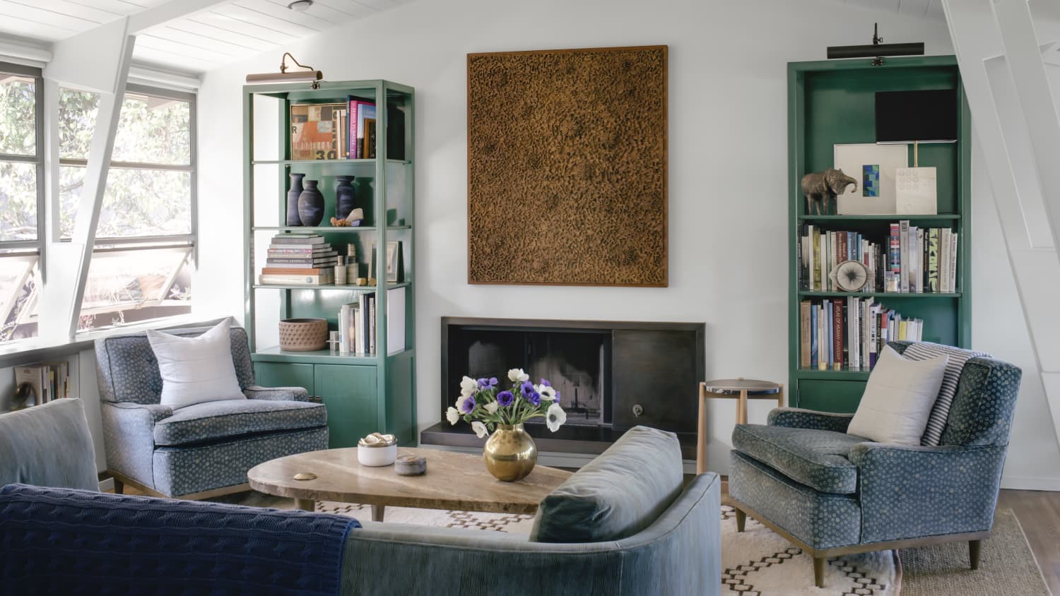 The Best Colors To Decorate Your Living Room And Home With Right