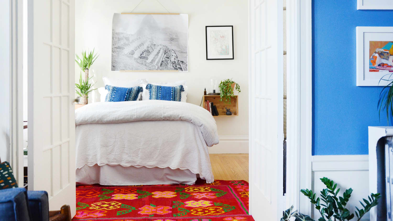 Bedroom arrangement for small rooms sales