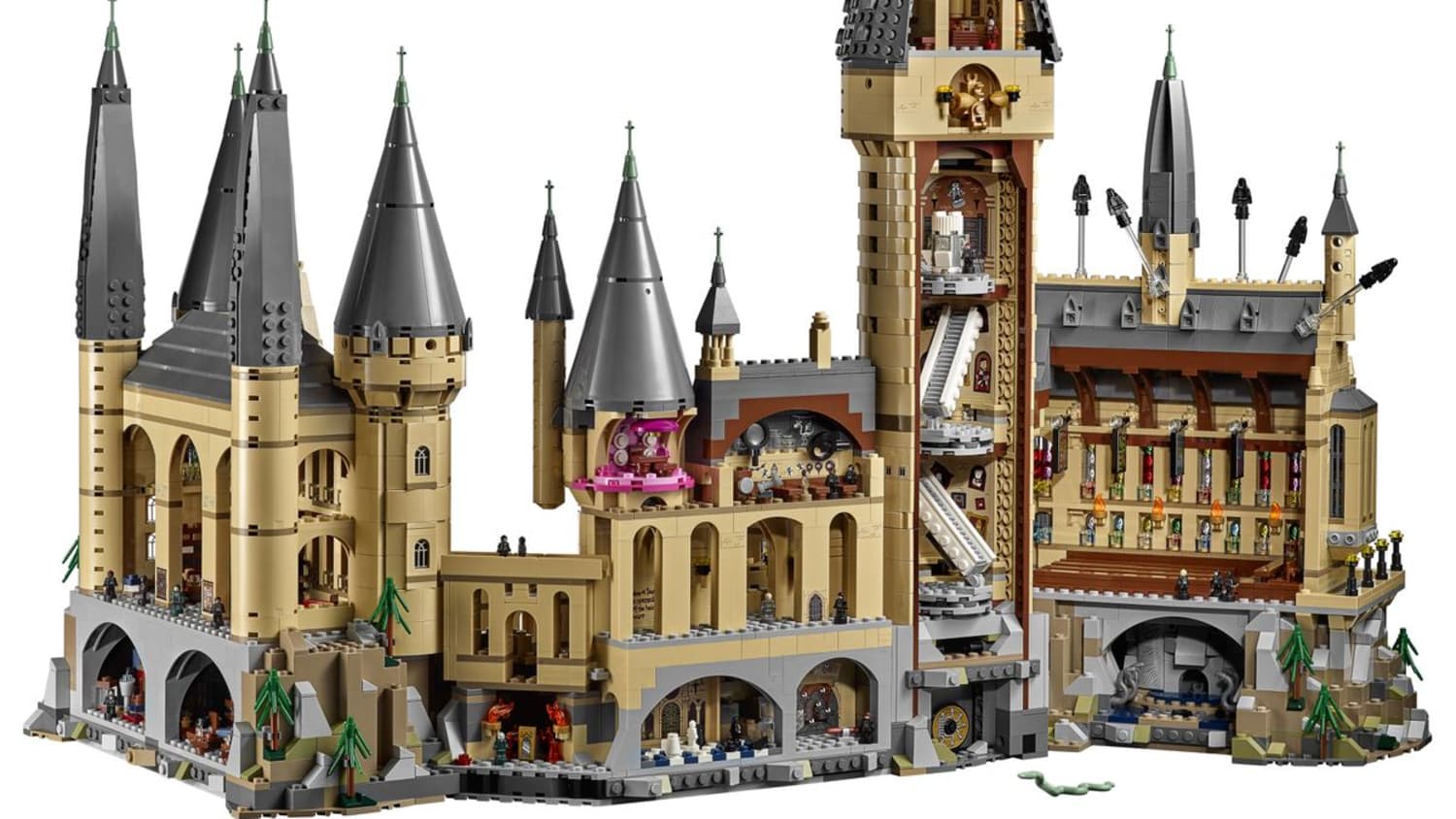 Lego hogwarts castle 6020 pieces on sale