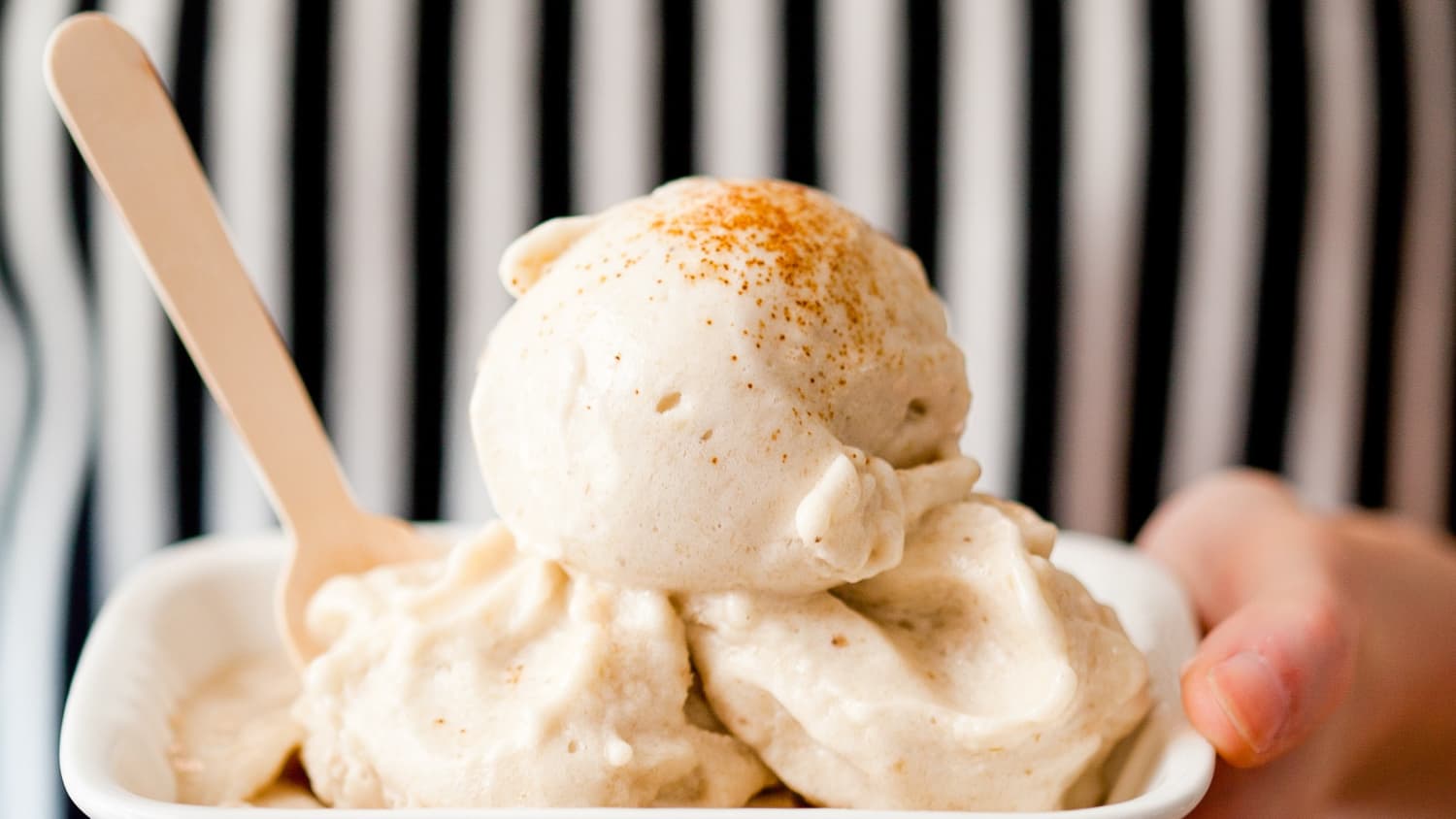 Frozen banana ice cream machine hot sale