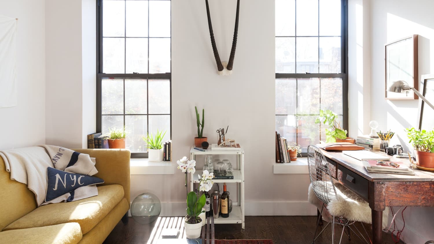 Small Living Room Office Design Ideas and Tips Apartment Therapy