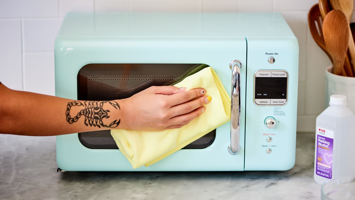 How to Clean a Microwave Step by Step with Photos and Video