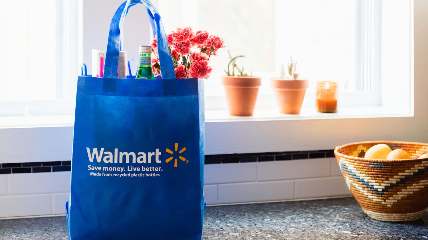 You Can Use Walmart Bags to Clean Mirrors Apartment Therapy