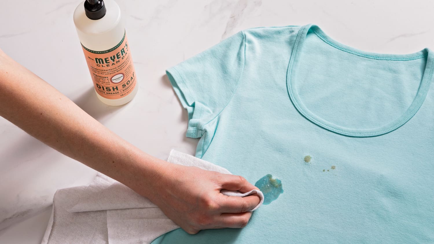 How to Get Oil and Grease Stains Out of Clothes According to Laundry Experts Cubby
