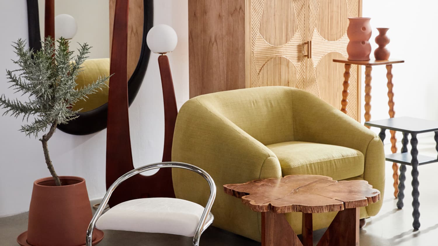 Urban outfitters chaise lounge deals
