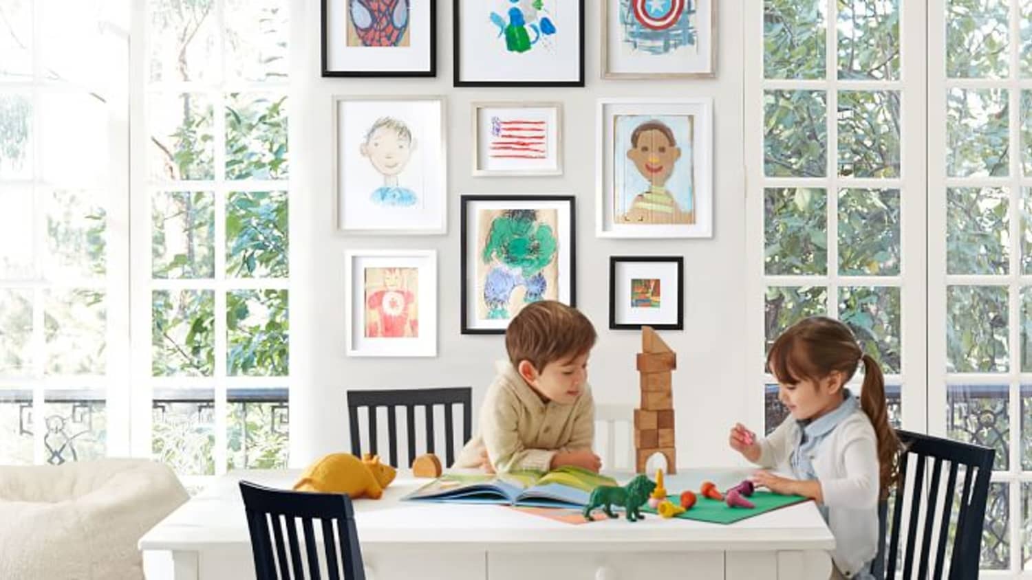 Pottery barn store kids picnic table