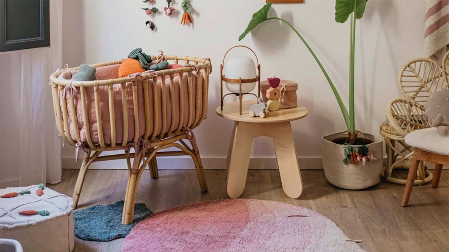 Peach rug nursery online