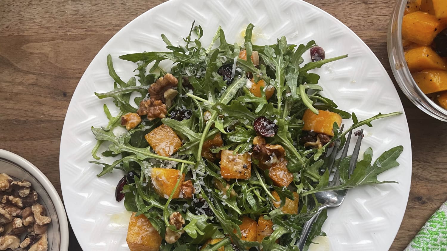 ina garten dressing for green salad Recipe Review: Ina Garten's Champagne Vinaigrette (Easy Salad Dressing)
