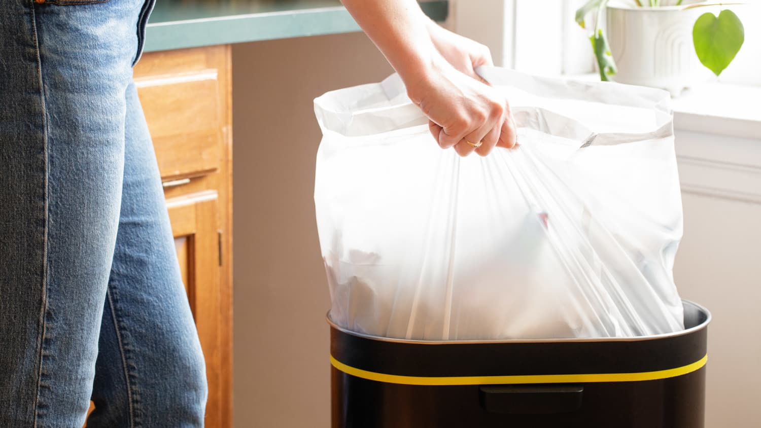Preventing Trash Bag Leaks: 6 Tips You Won't Throw Away - Trash