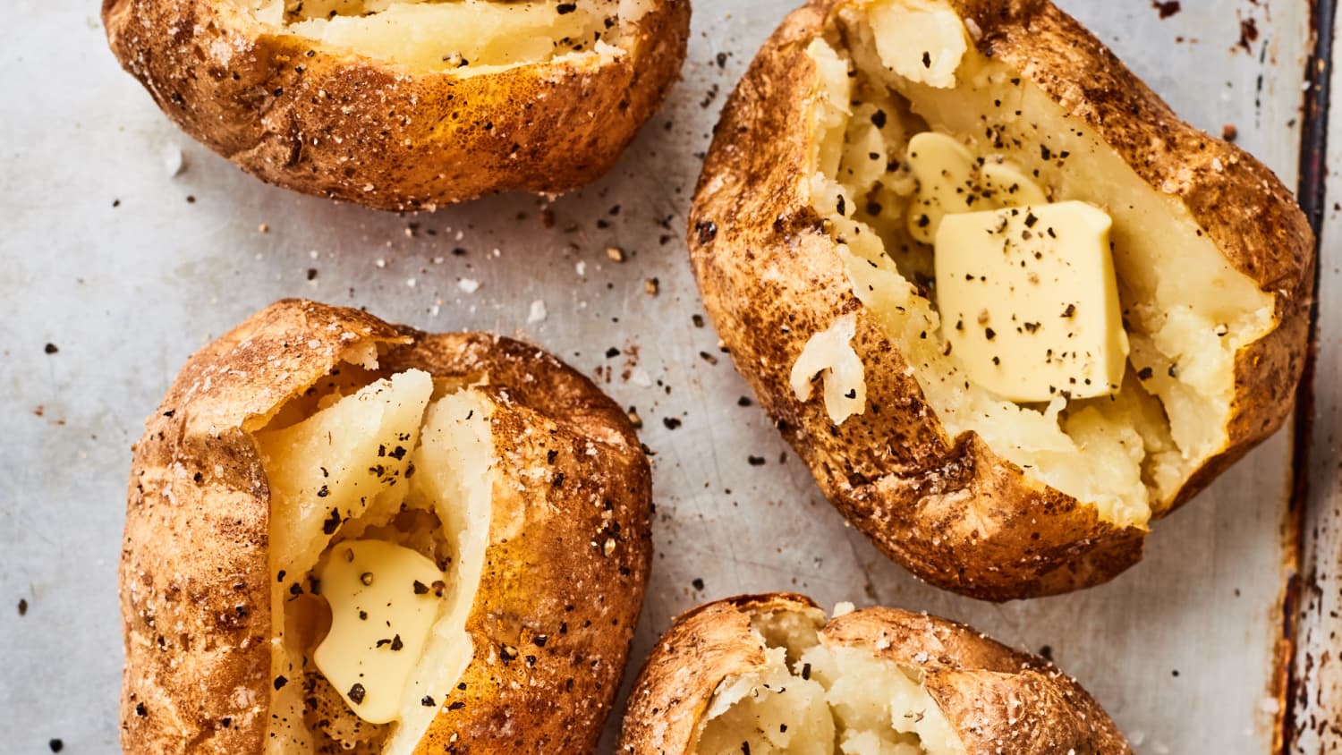 Jacket Potato Recipe How To Make Baked Potatoes Fluffy Crisp Kitchn