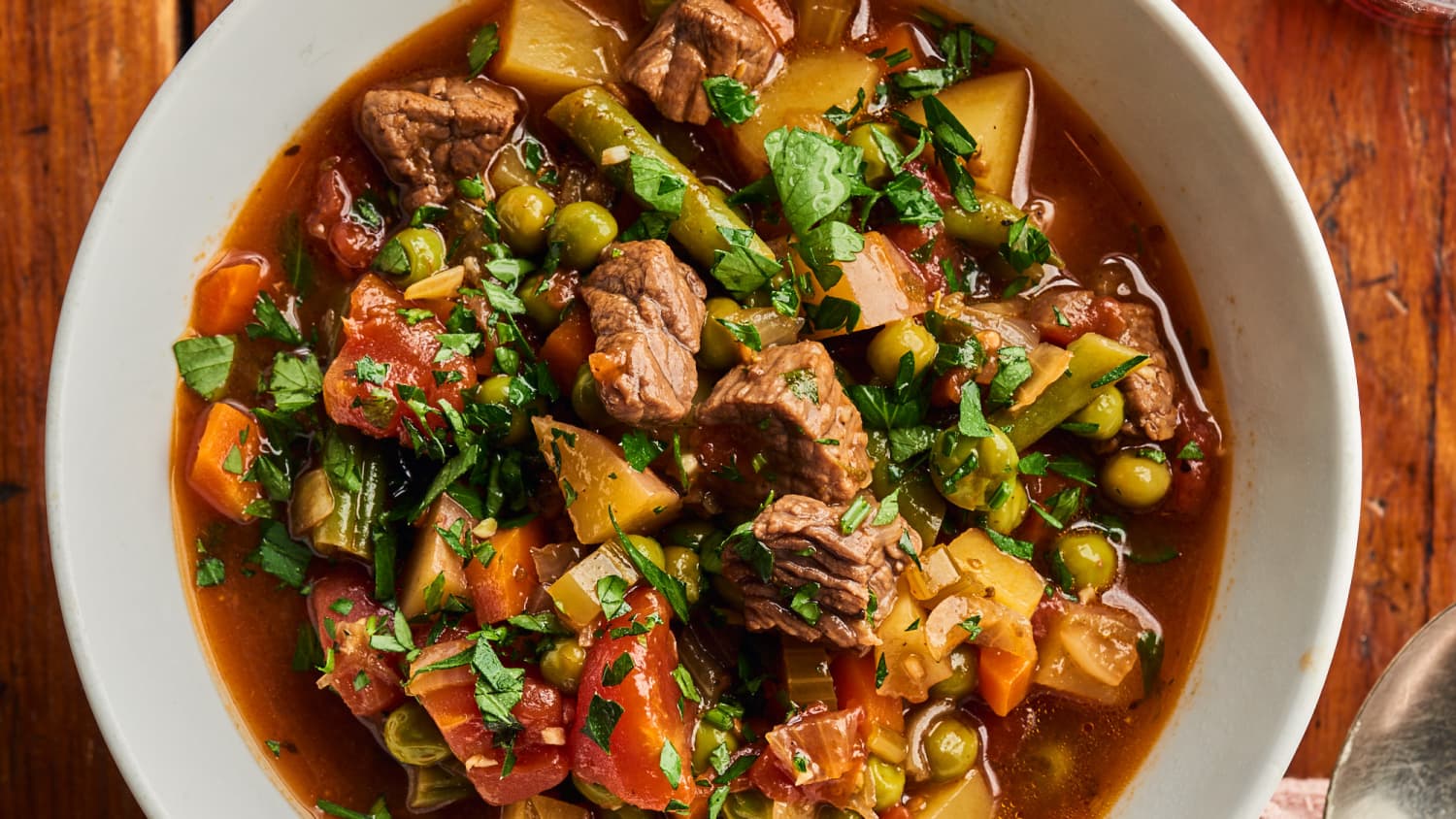 >How To Make Hearty Vegetable Beef Soup Kitchn