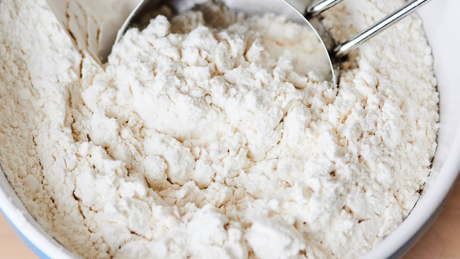 Bleached vs. Unbleached Flour: What's the Difference?