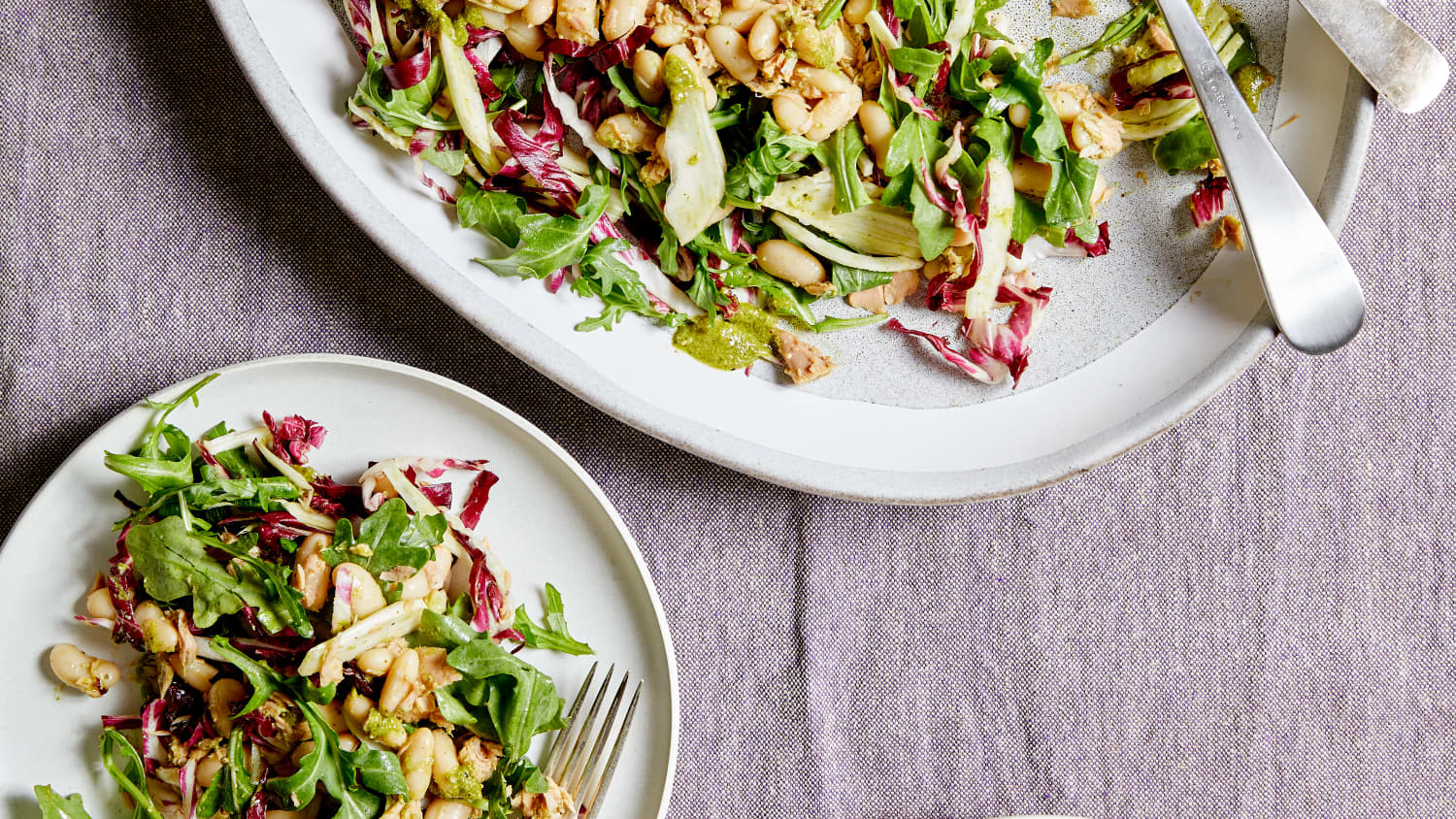 Mediterranean Tuna And White Bean Salad With Pesto Viniagrette