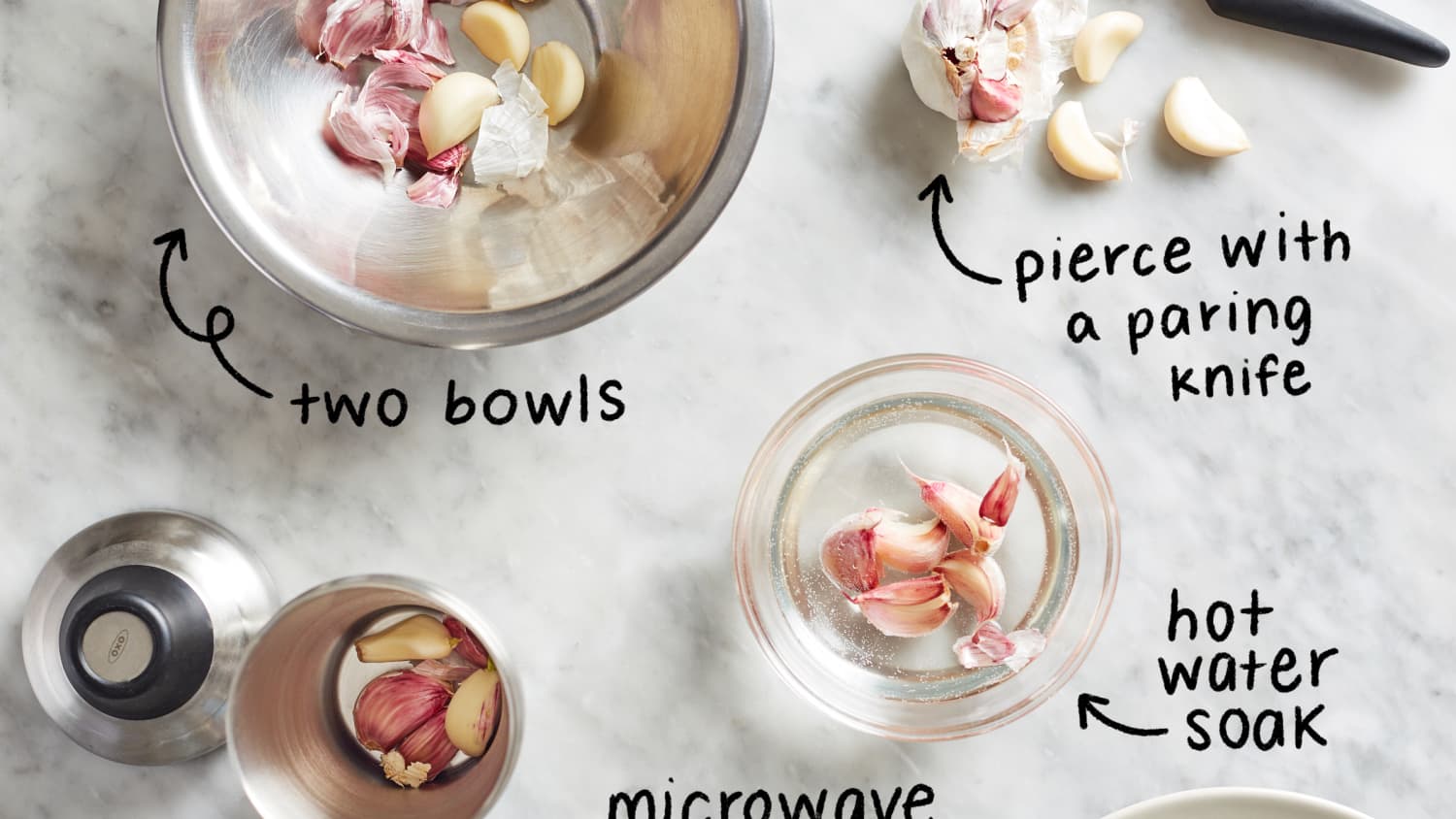 How To Peel Garlic (3 Fast & Easy Methods) 