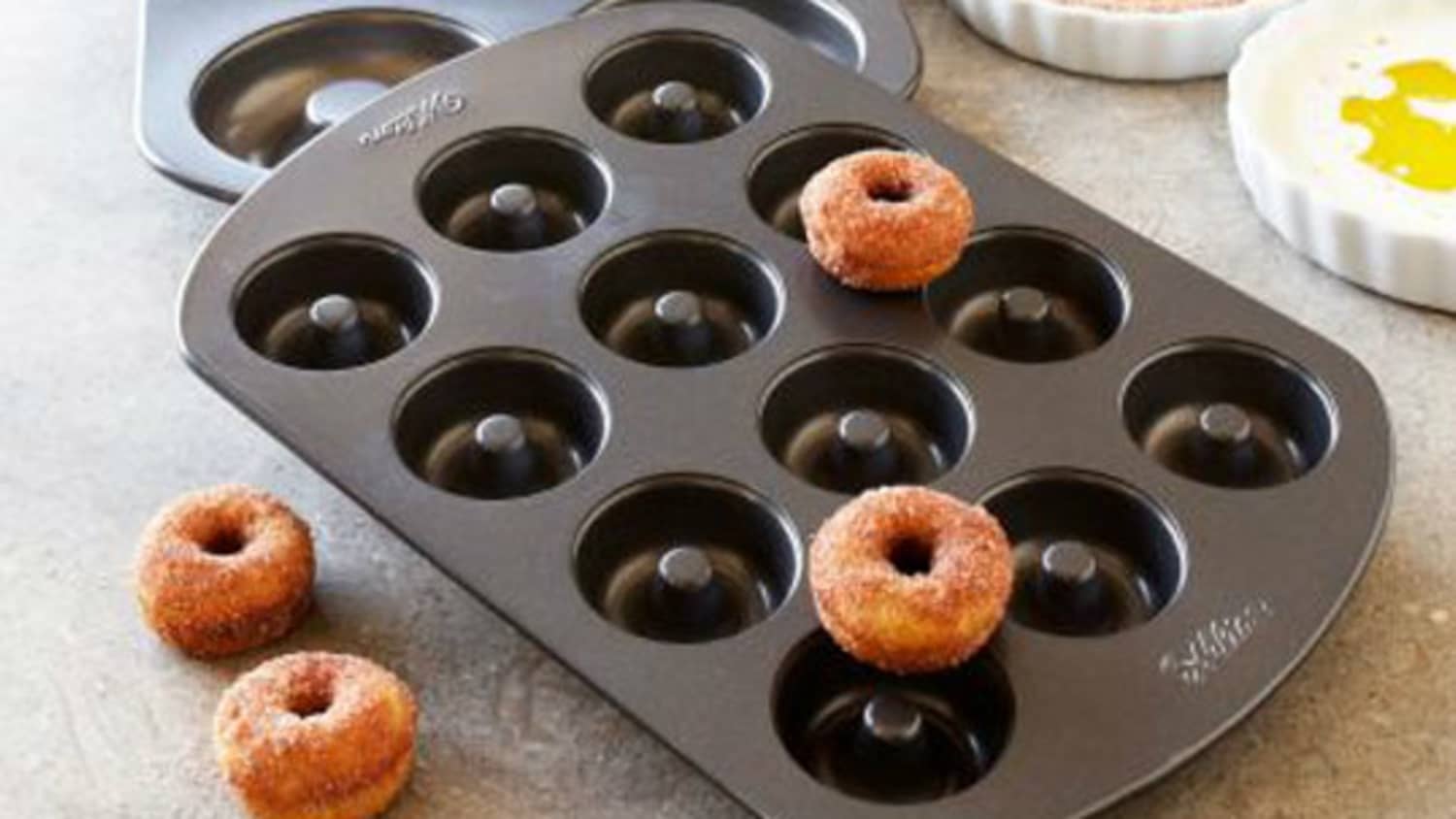 donut baking pan