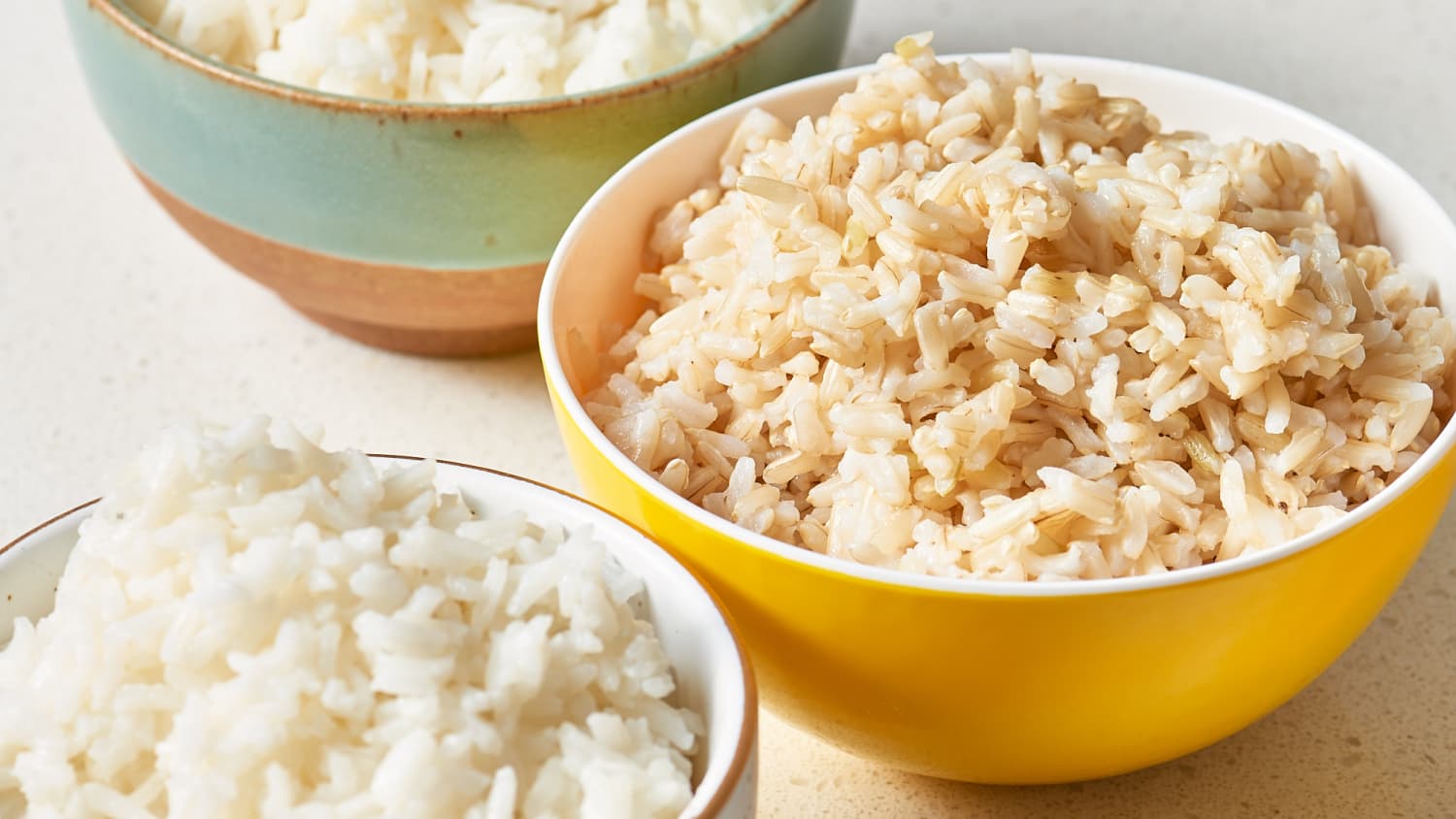 Calories in 1.5 cup(s) of White Rice - Cooked Avg.