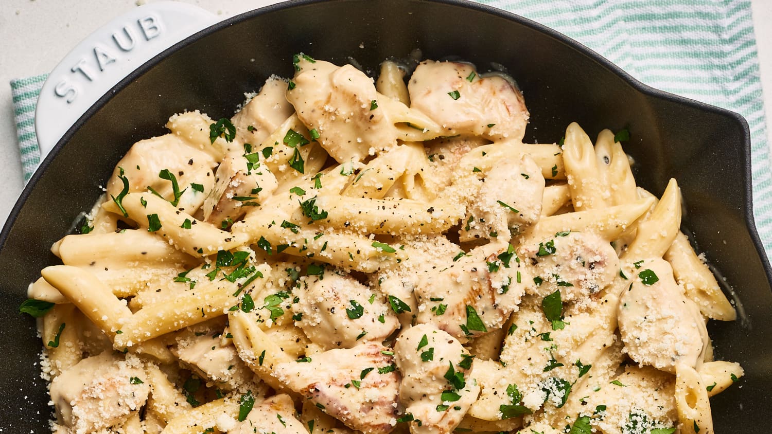 One-Skillet Chicken Alfredo Pasta-image