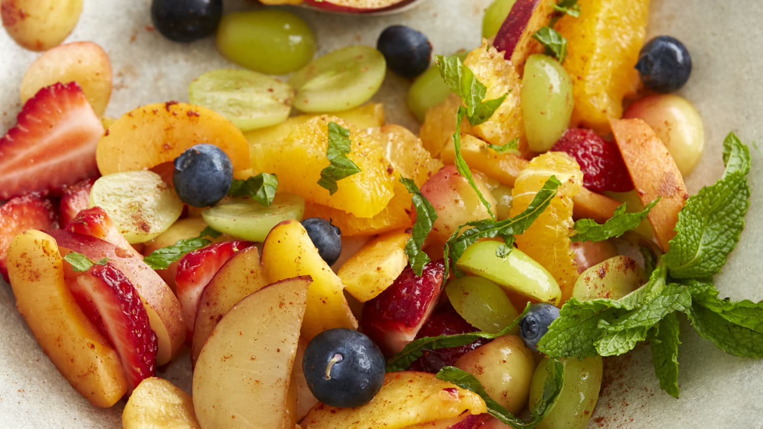 Recipe: Fruit Chaat (Sweet and Spicy Fruit Salad) | lovelocal.in