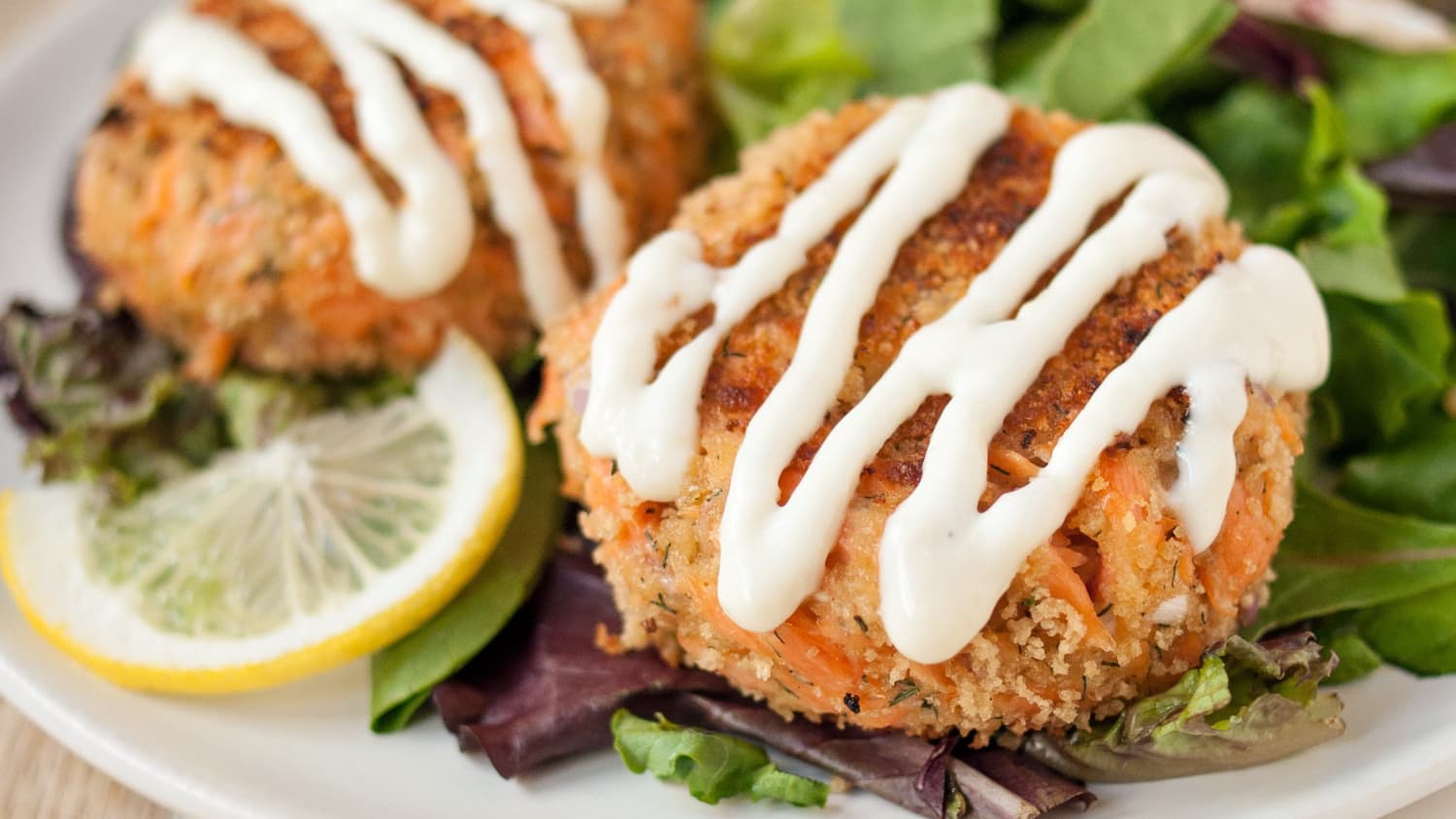 Recipe Salmon Patties With Creamy Garlic Sauce Kitchn