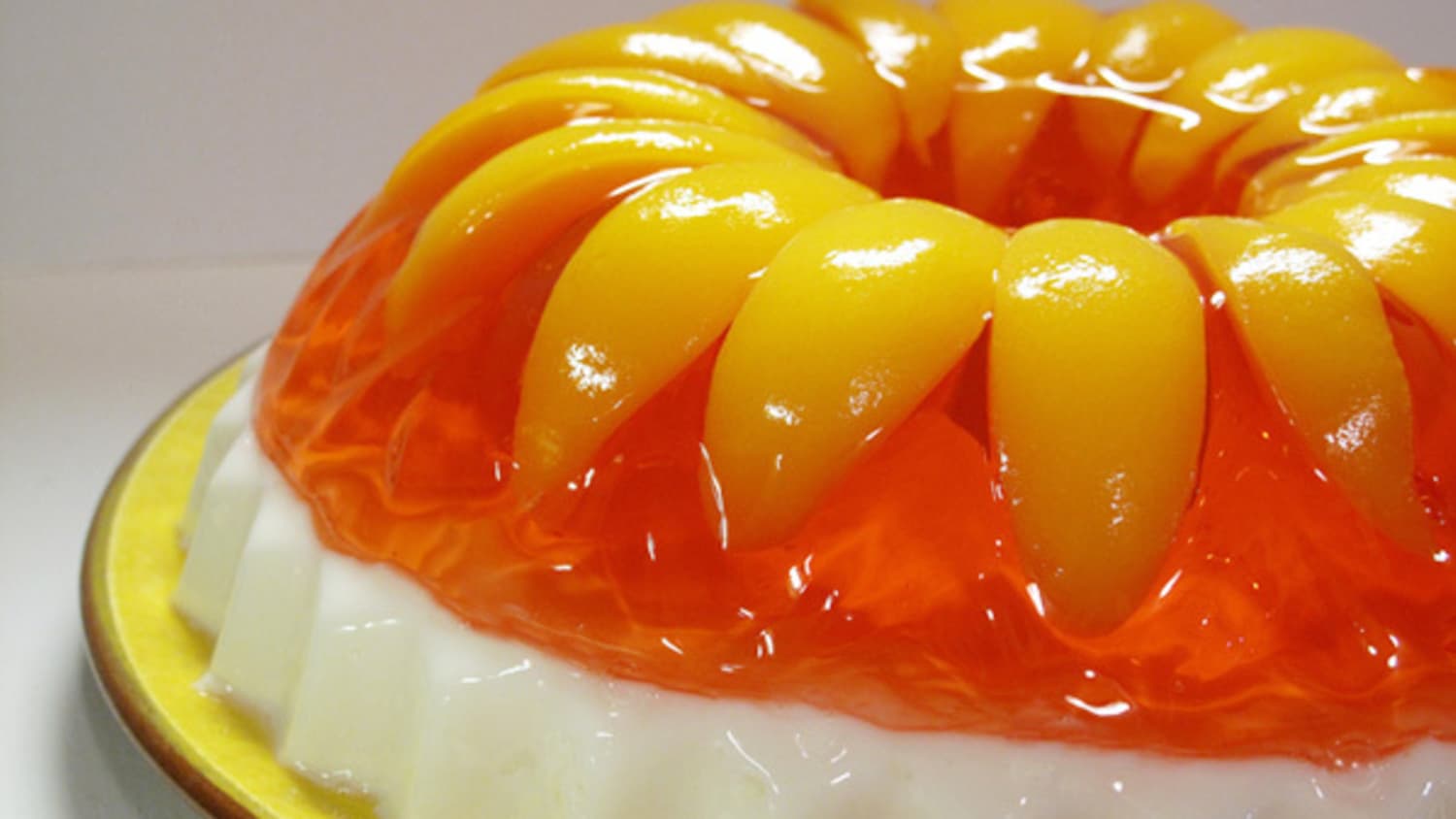 Retro Recipe Peaches Cream Jello Kitchn