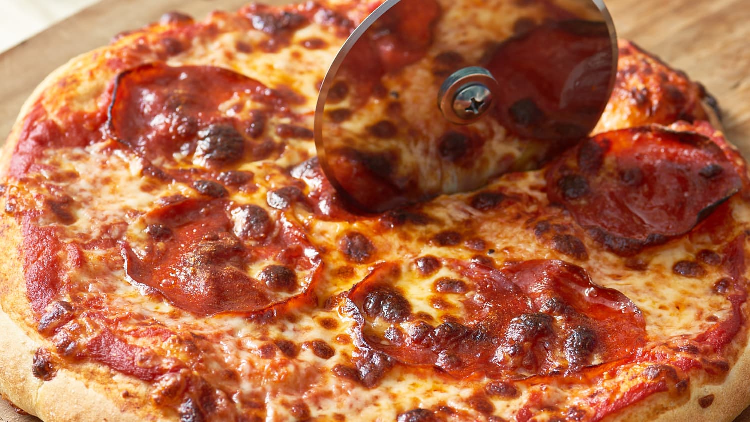 5 Mistakes To Avoid When Making Pizza Kitchn