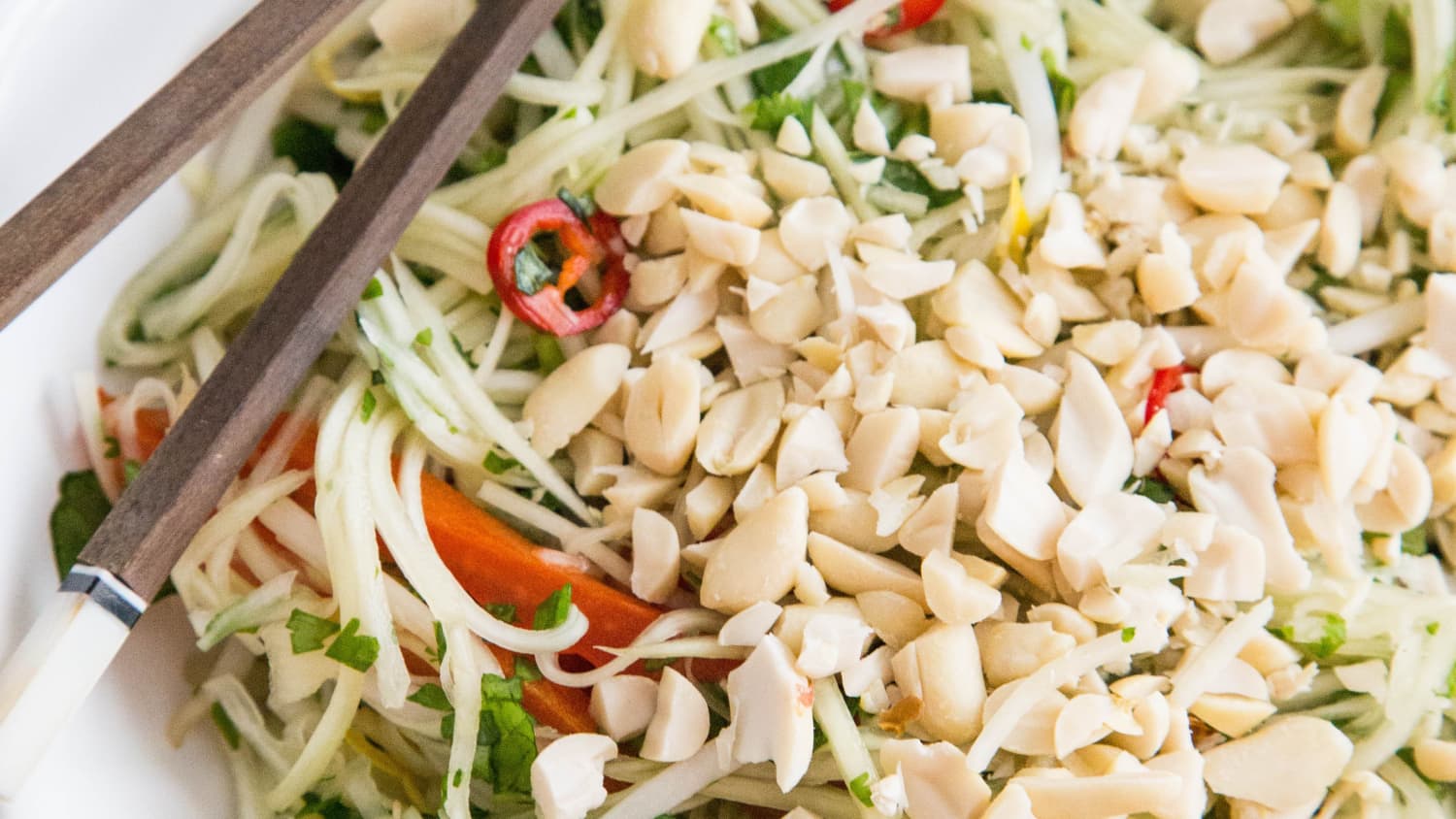 Recipe Green Papaya Salad Som Tam Kitchn