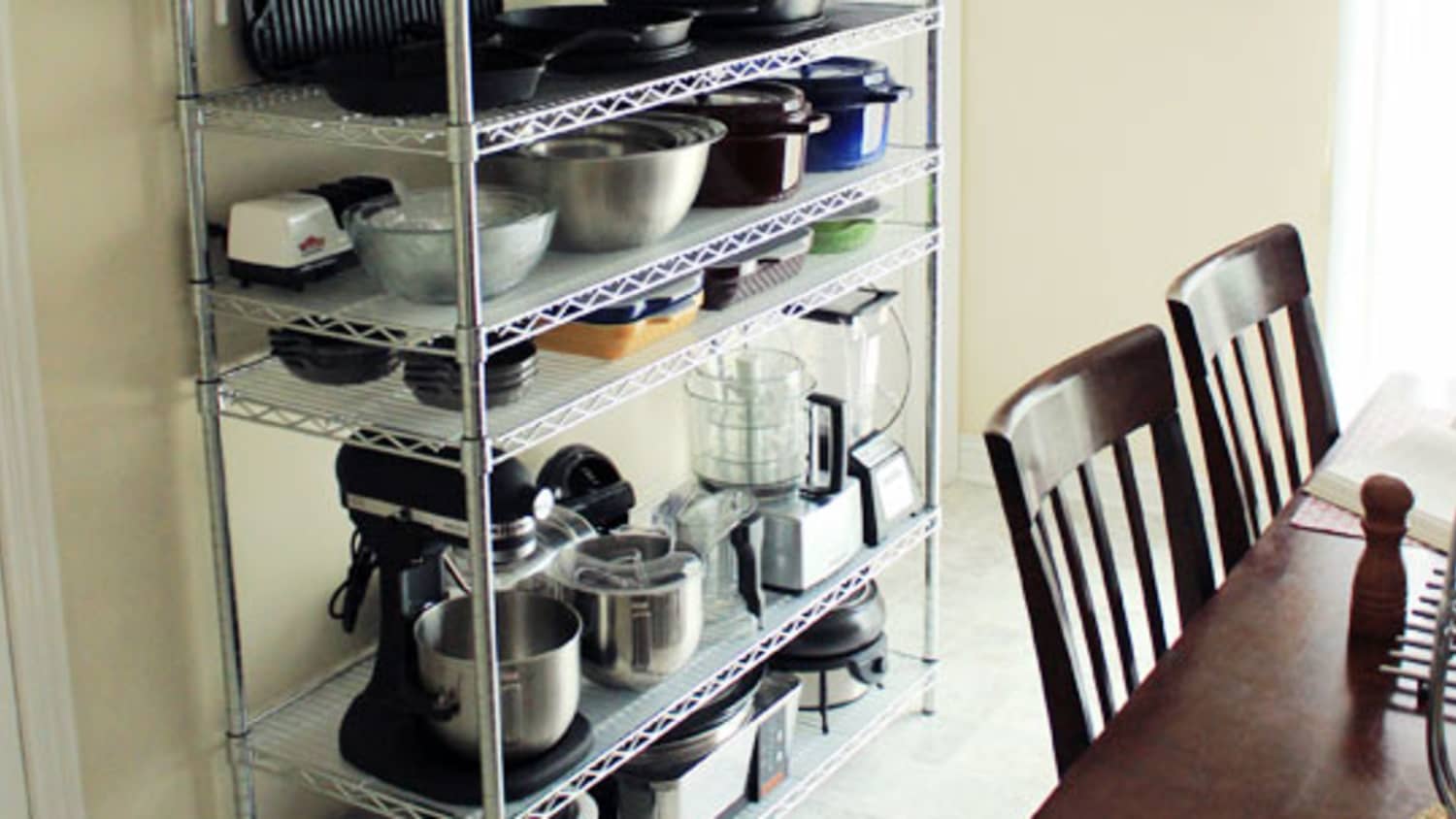A Smart, Effective Wire Shelving Unit for Kitchen Storage ...