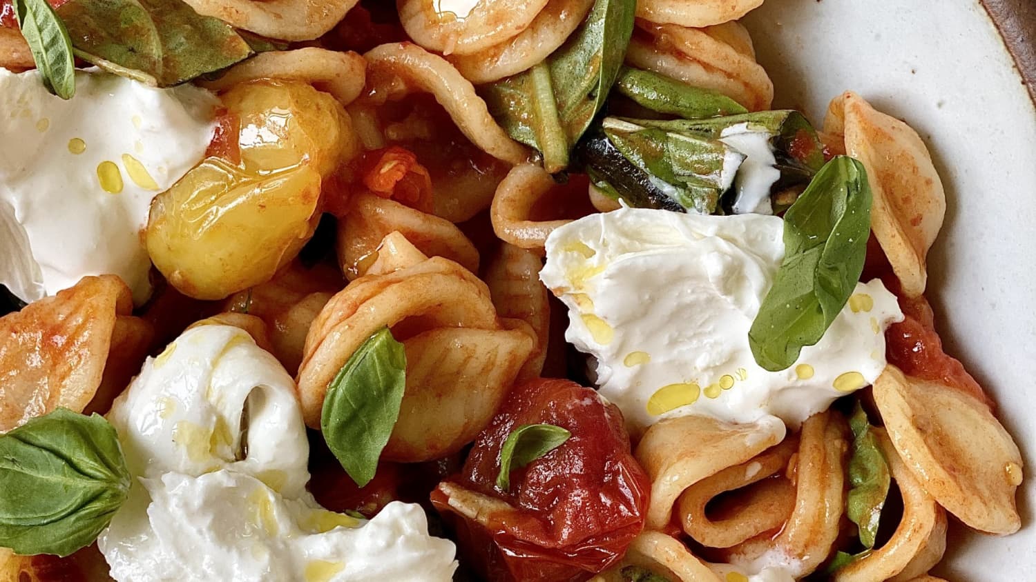 Tomato Sauce Roasted Grape Tomatoes Over Pasta Roasted White Bean