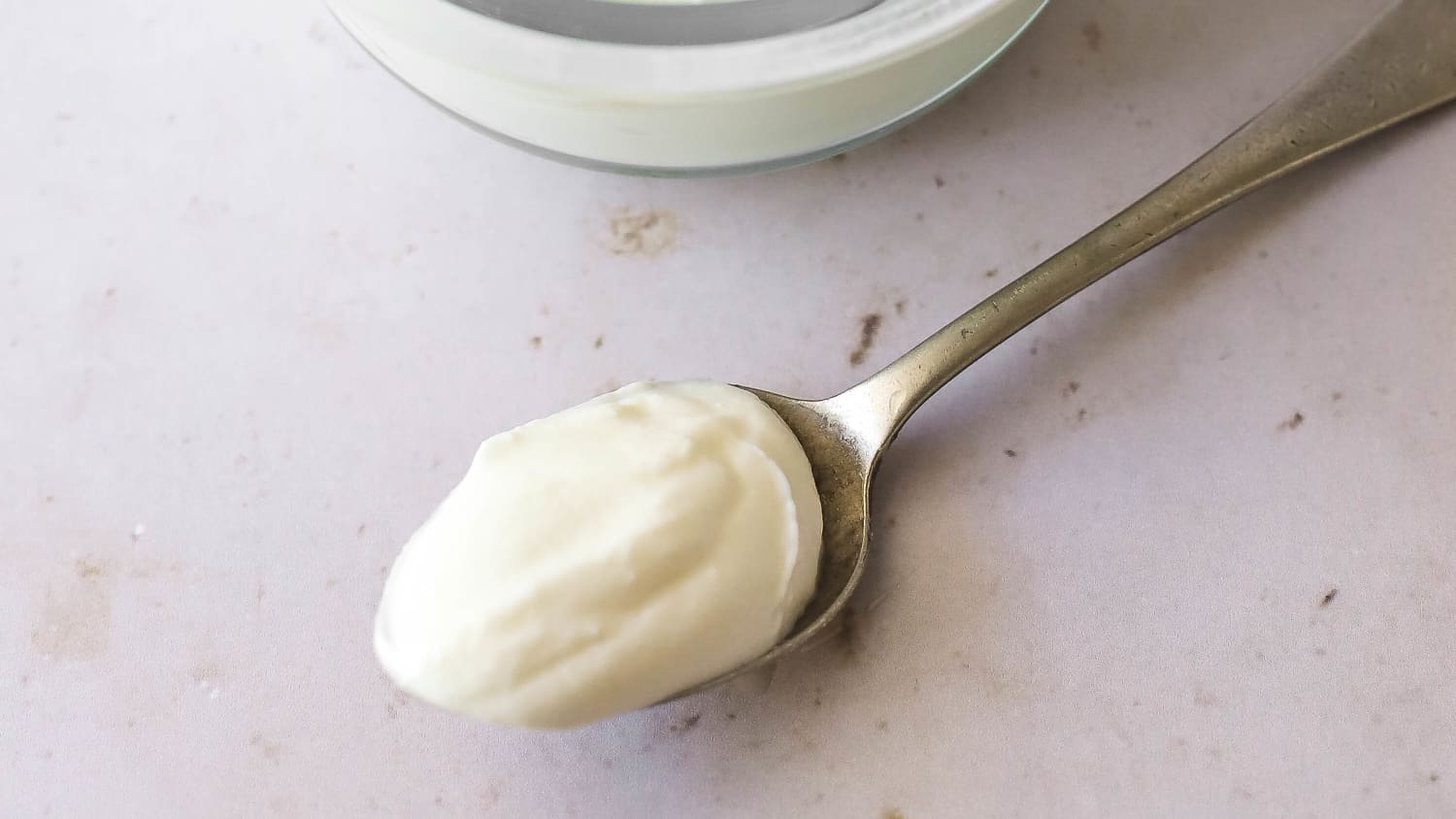 How to make sour hotsell cream with yogurt