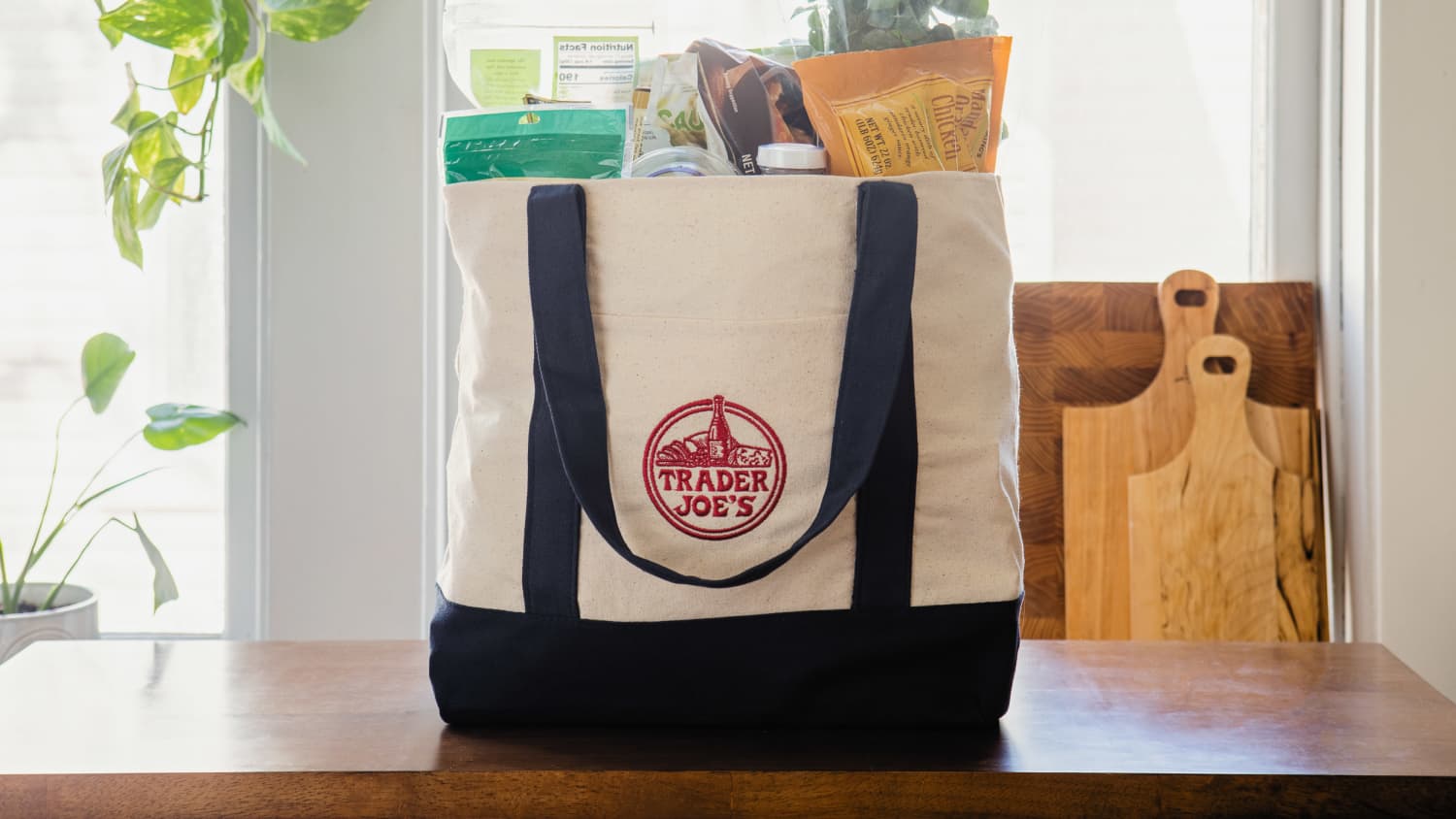 Traders joe shop bag