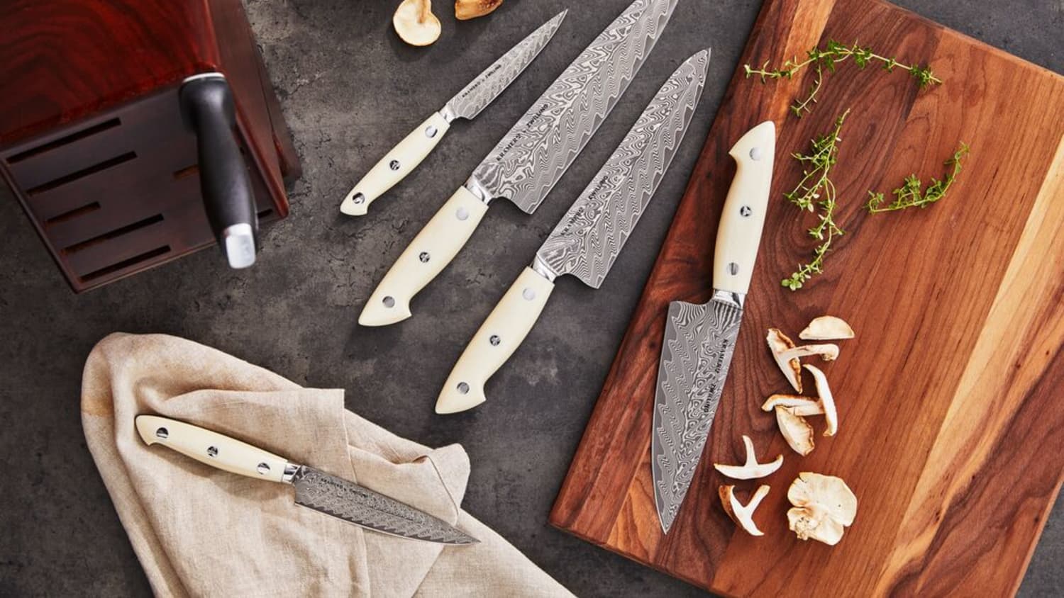 Sur la clearance table knife set