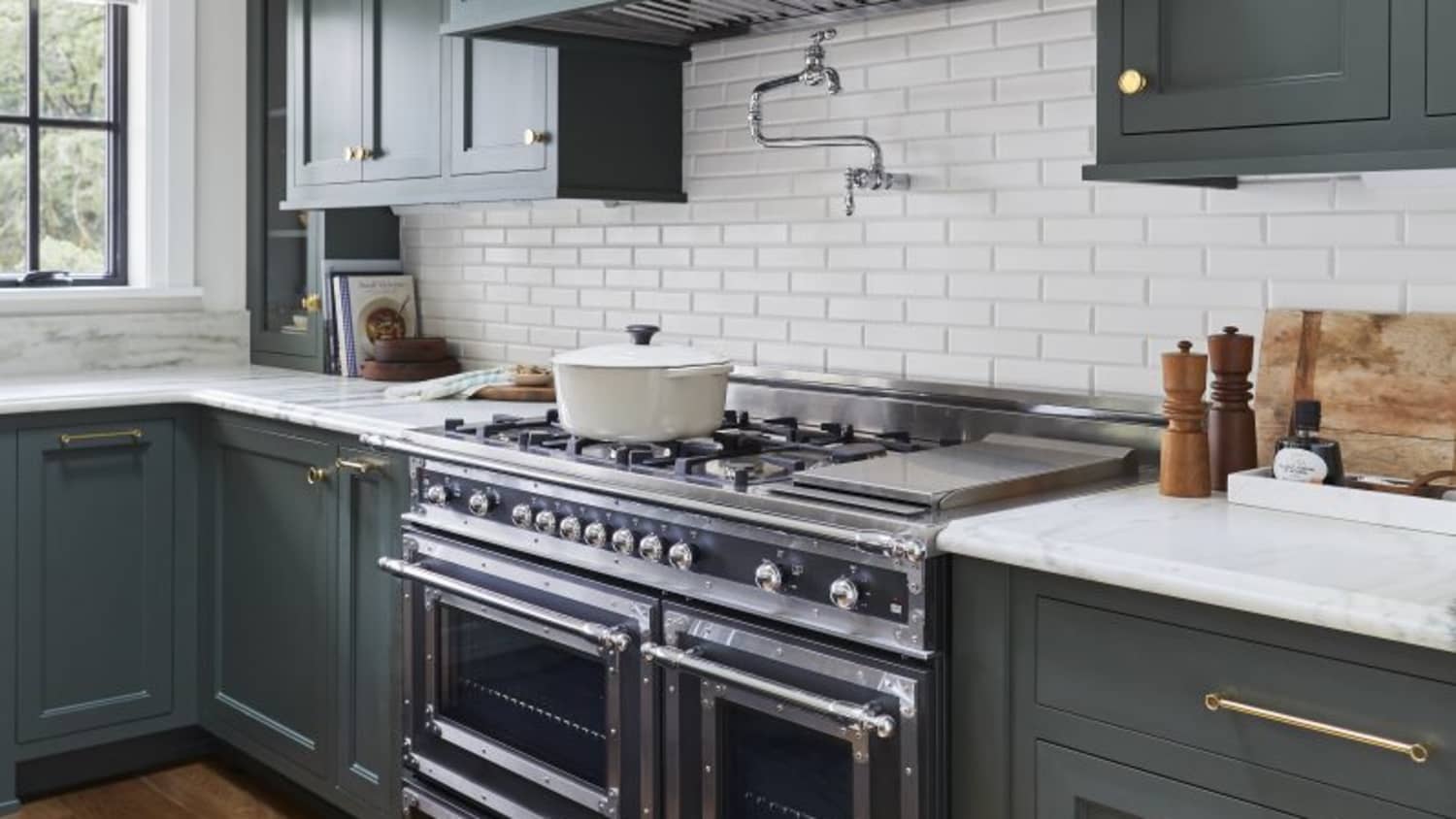 Pot filler shop over stove