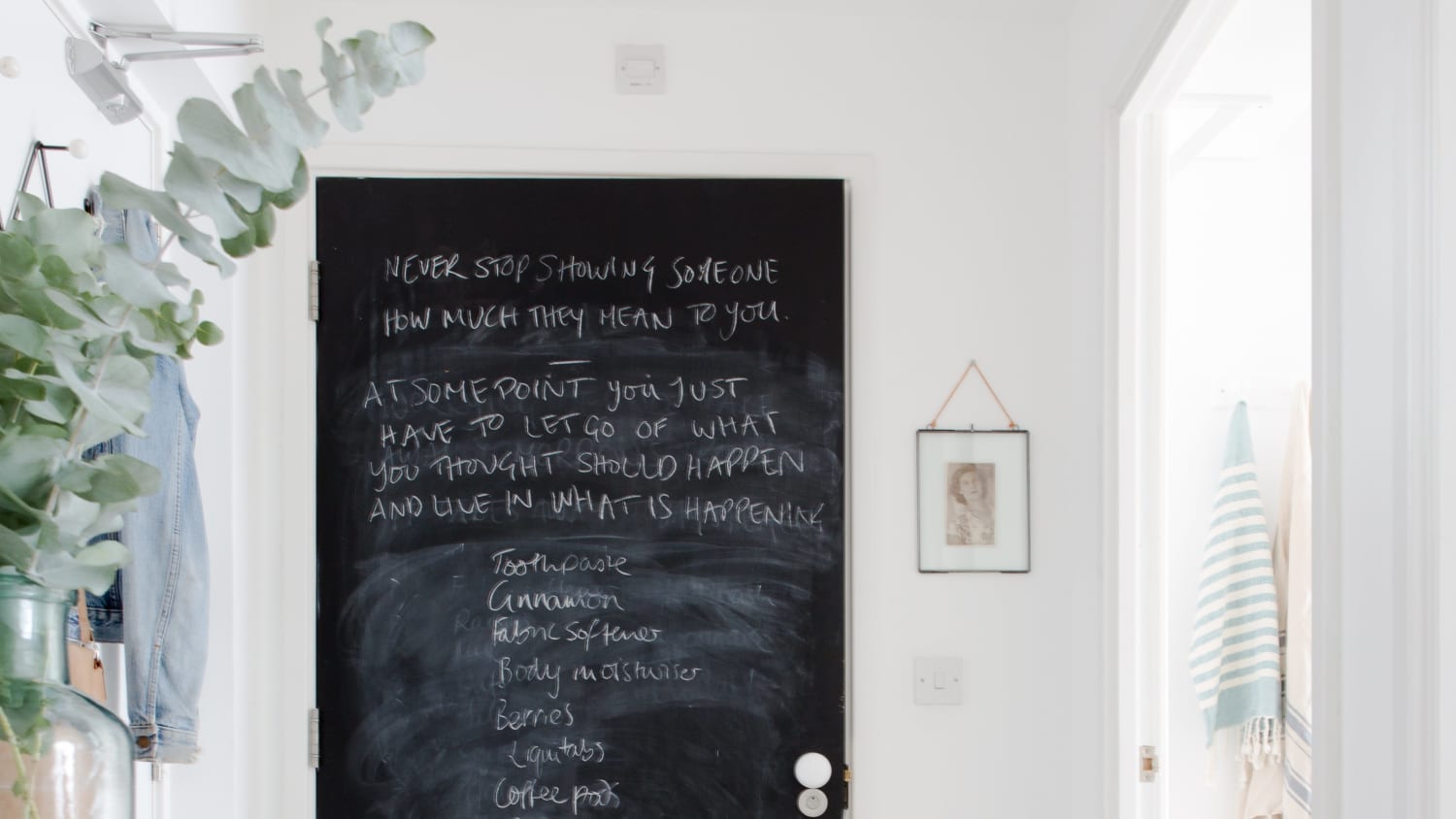 How To Touch Up Match Paint Like A Pro Apartment Therapy