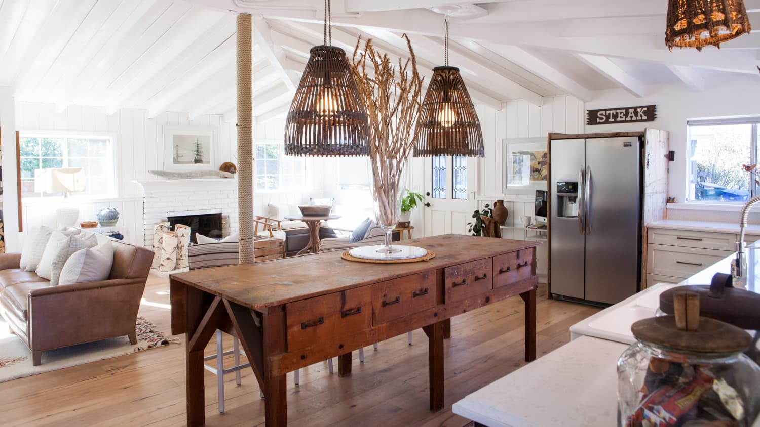 20 Rustic Kitchen Island Ideas for a Timeless Farmhouse Look