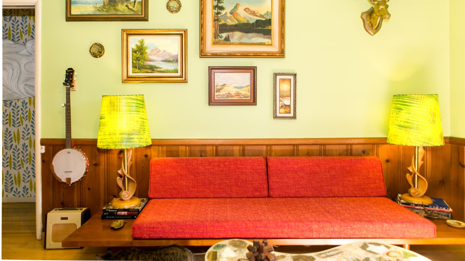6 Ways To Remove Cigarette Smells From Furniture Apartment Therapy