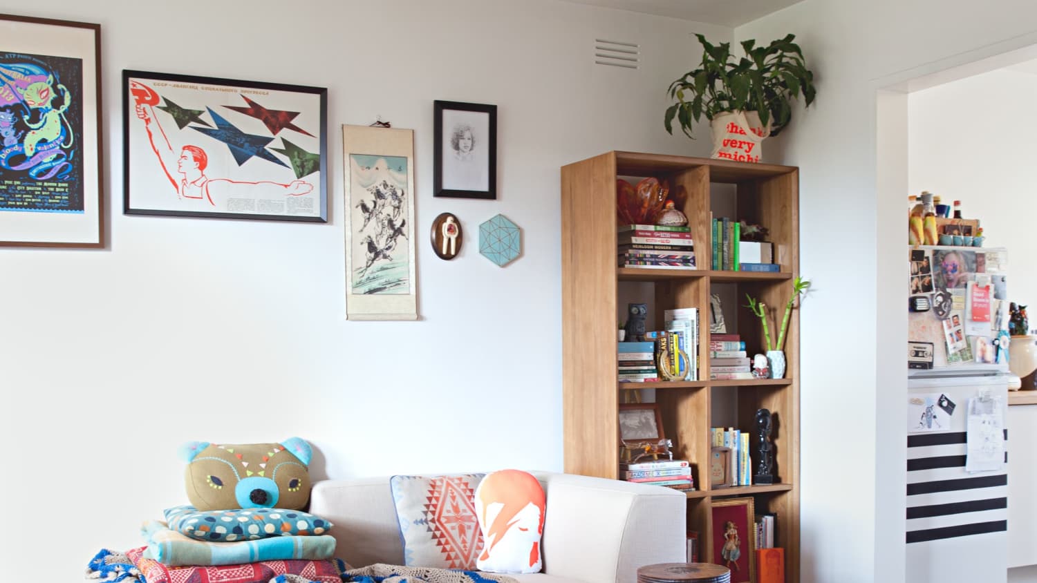 House Tour Jo S Understated Retro Rock Style Apartment Therapy