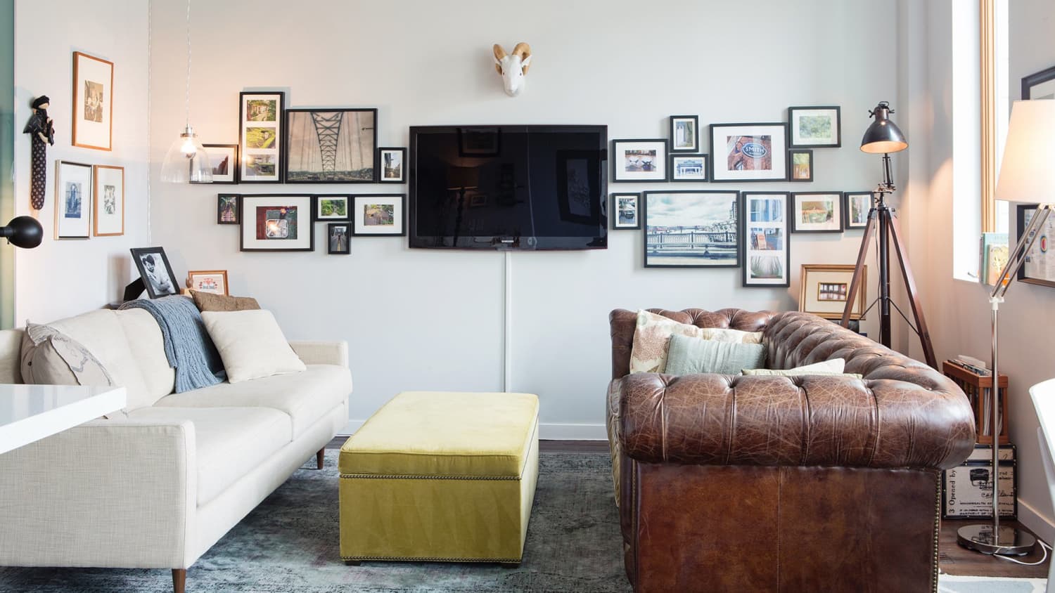kalligraf vores lindre Creative Ways to Rethink Your Living Room Layout | Apartment Therapy