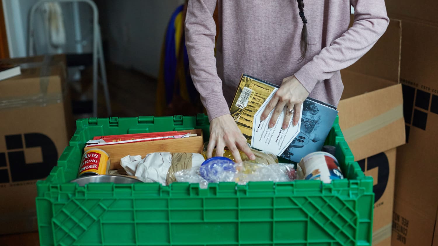 Zero-Waste Side Hustle: Renting Out Moving Boxes