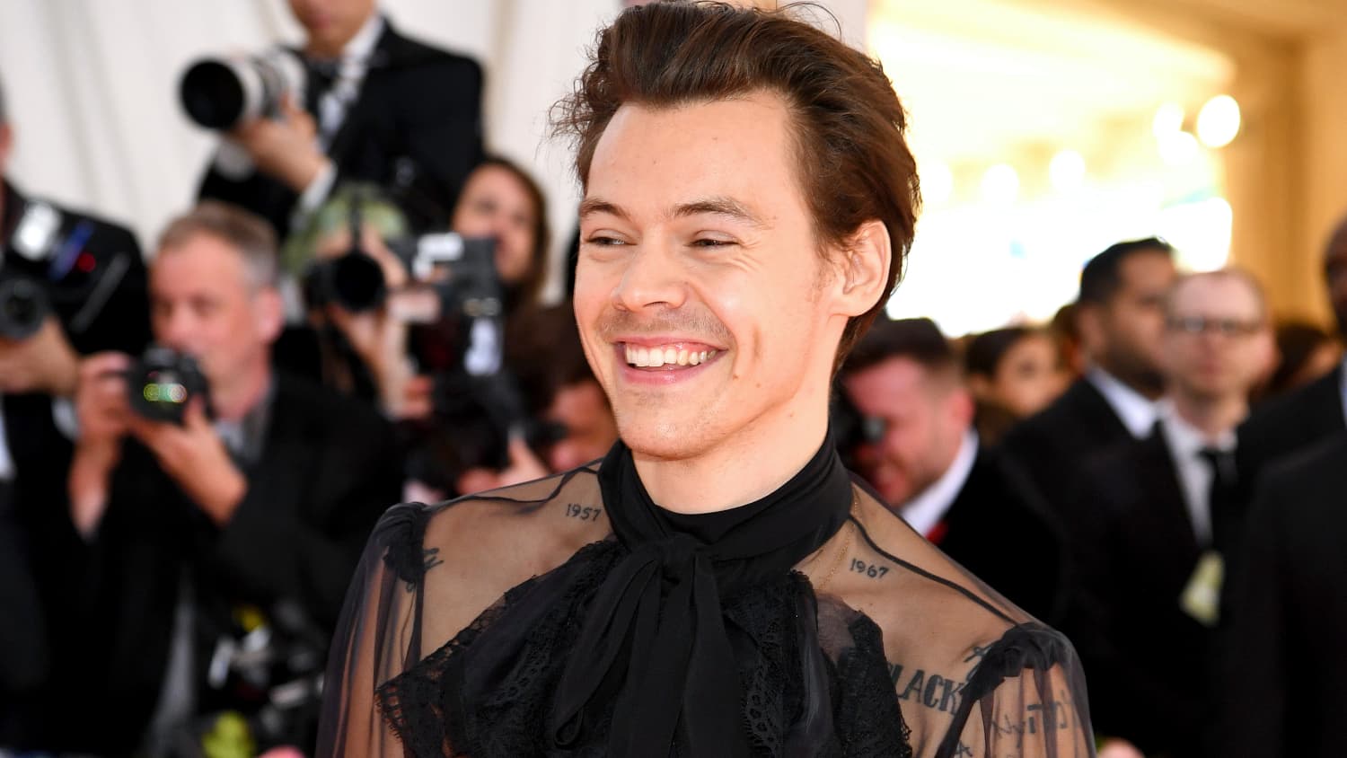 Styles Wear Harry Styles Tom Ford Tobacco Vanille What Cologne Does Harry  Styles Wear? Here Is