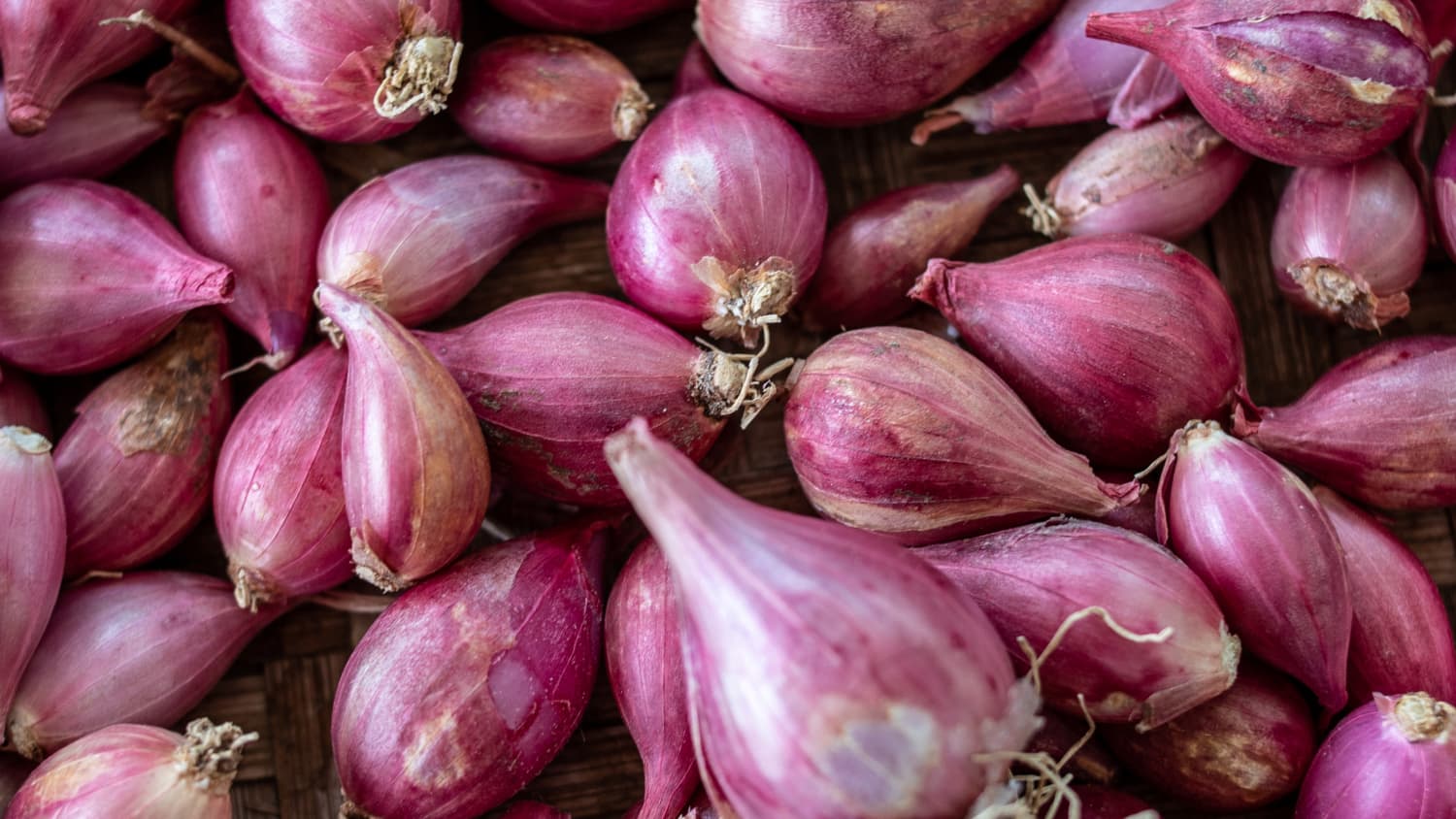 10 Shallot Substitutes That'll Make Your Life Simpler
