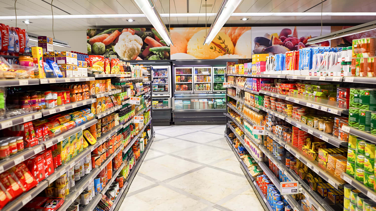 Healthy Grocery Shopping Tips - Middle Aisles