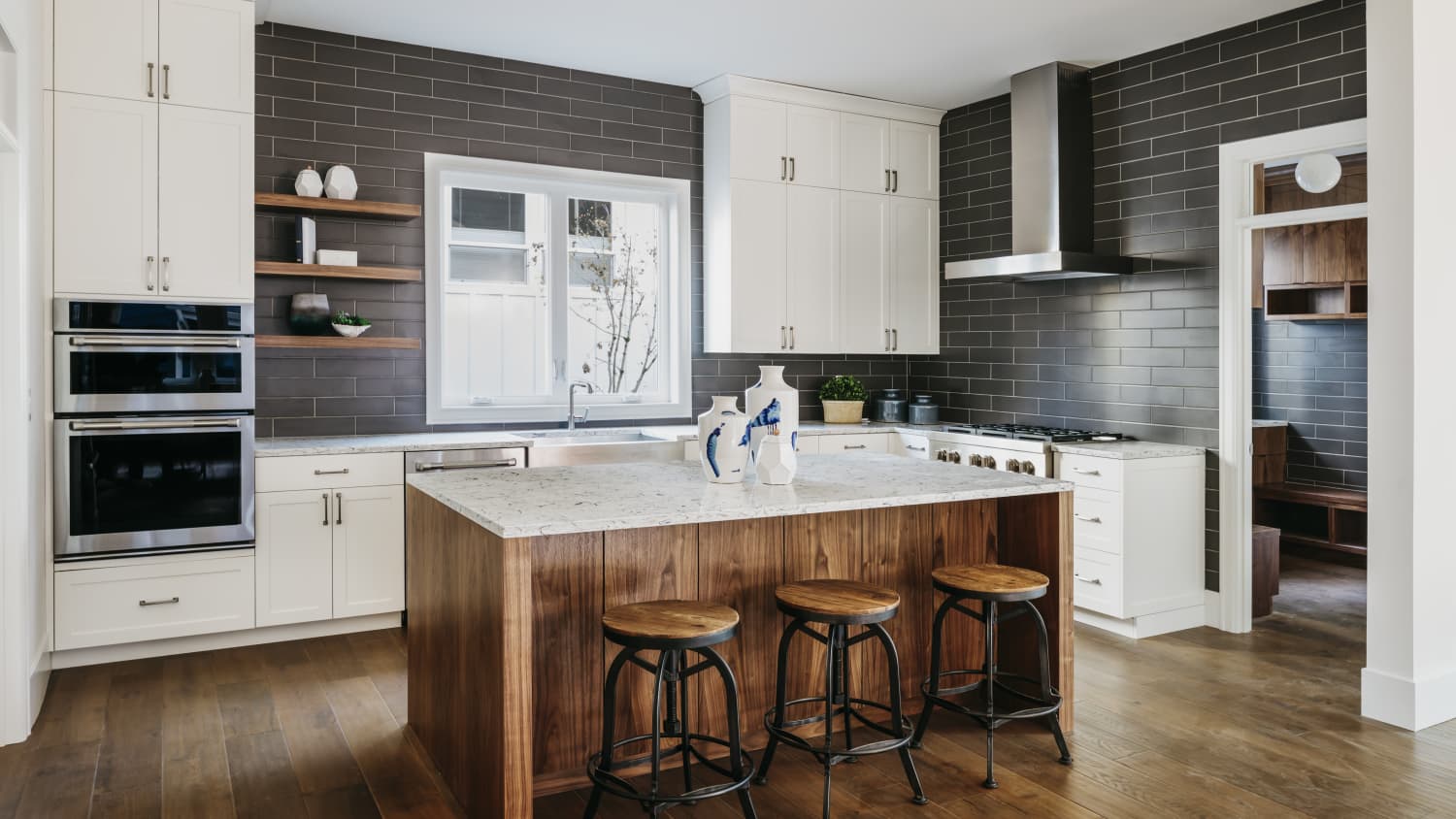 Storage-Friendly Accessory Trends for Kitchen Countertops