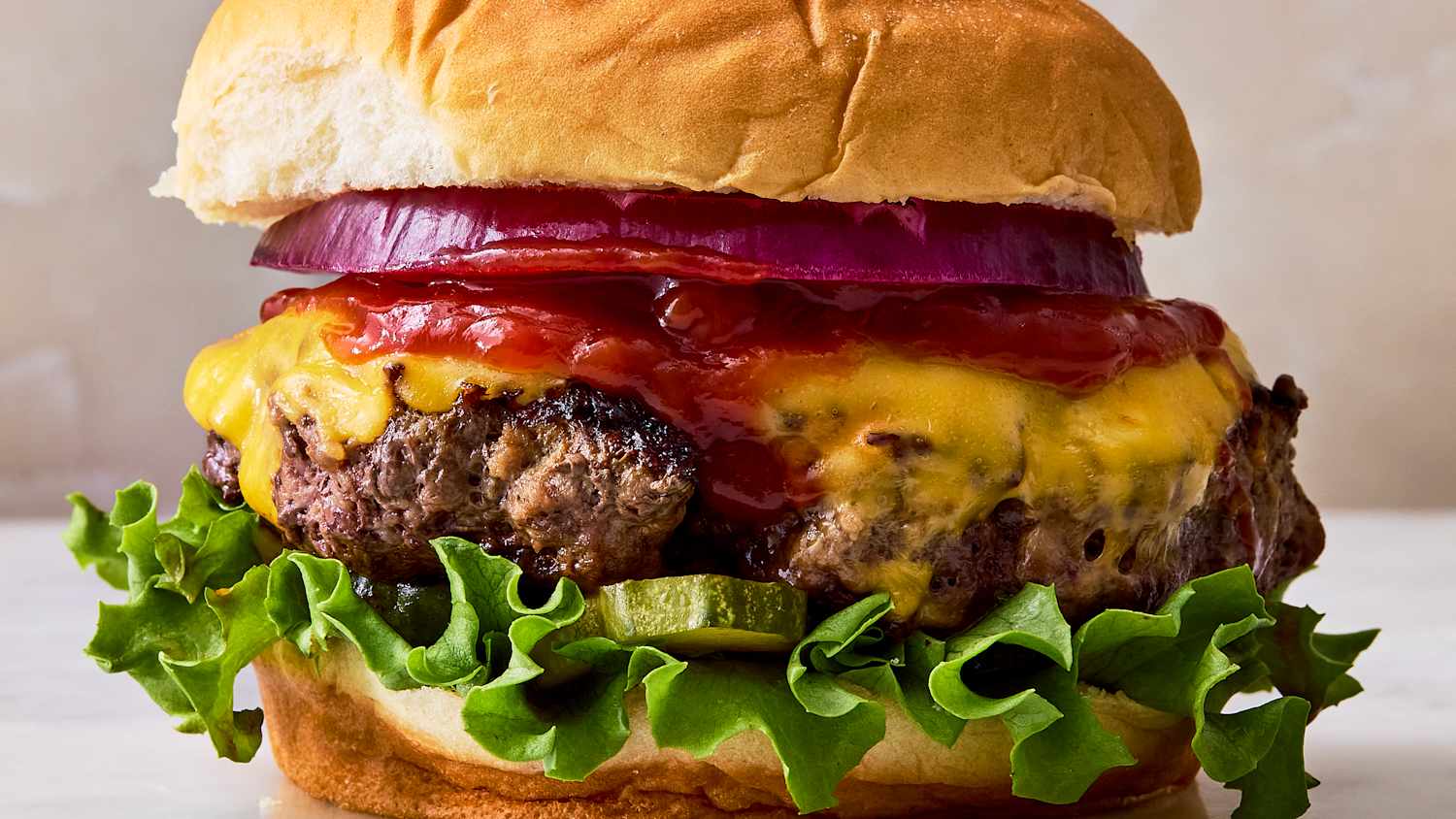 How to Cook Burgers on the Stovetop (Easy!)