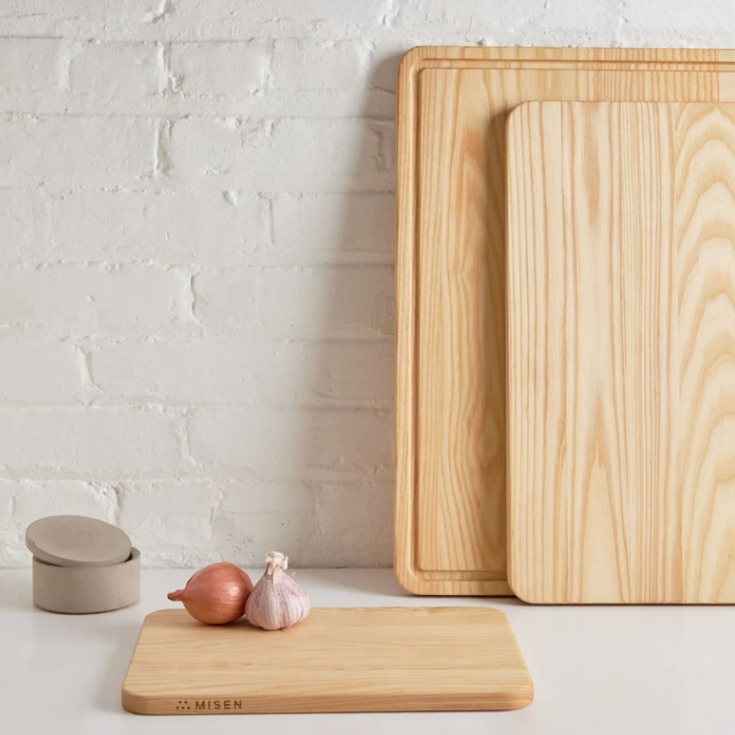 Misen Just Launched a Series of Wood Cutting Boards Perfect for Meal Prep